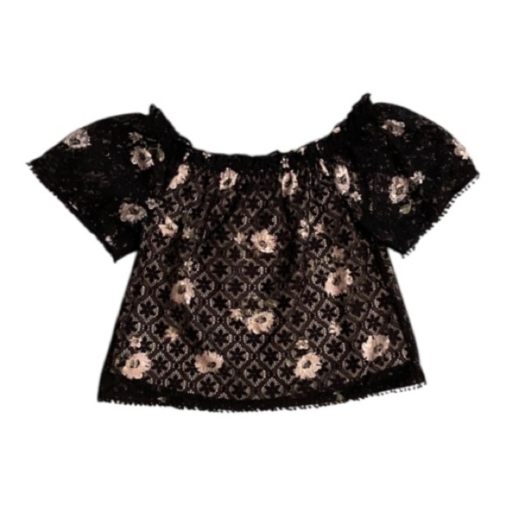Ark NC off the shoulder cropped floral lace top